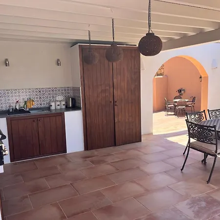 Al Qasr Mountain Retreat In The Heart Of Cortijo Cabrera Turre