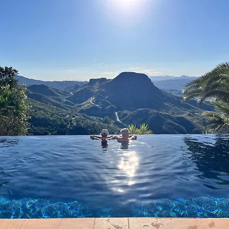 Al Qasr Mountain Retreat In The Heart Of Cortijo Cabrera * 图雷