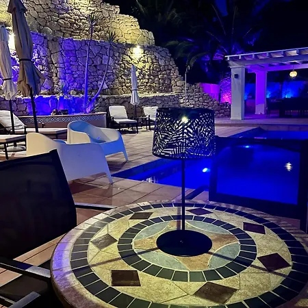 Al Qasr Mountain Retreat In The Heart Of Cortijo Cabrera * Turre