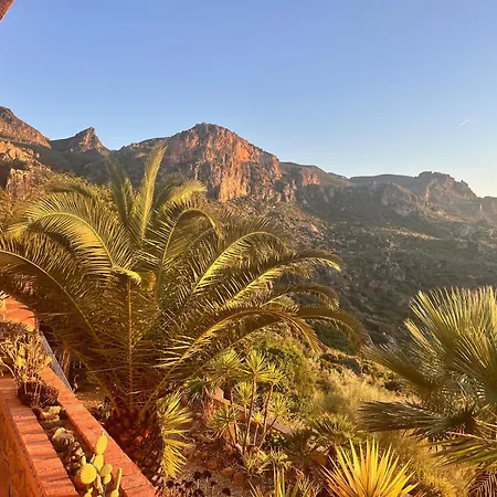 Villa Al Qasr Mountain Retreat In The Heart Of Cortijo Cabrera *