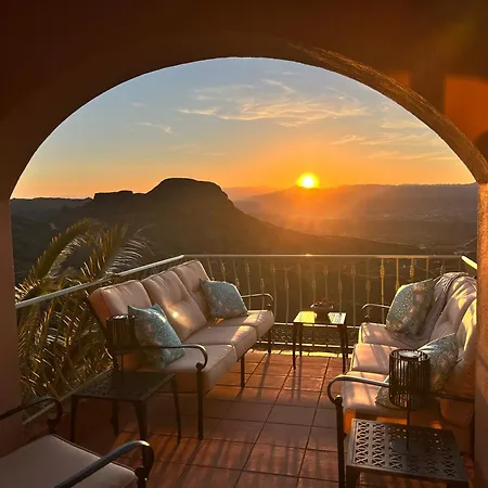 Al Qasr Mountain Retreat In The Heart Of Cortijo Cabrera * 图雷