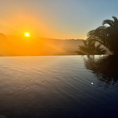 Al Qasr Mountain Retreat In The Heart Of Cortijo Cabrera * 투레