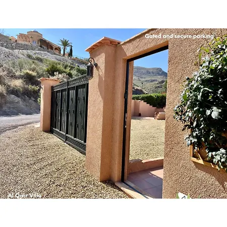 Al Qasr Mountain Retreat In The Heart Of Cortijo Cabrera 빌라 *